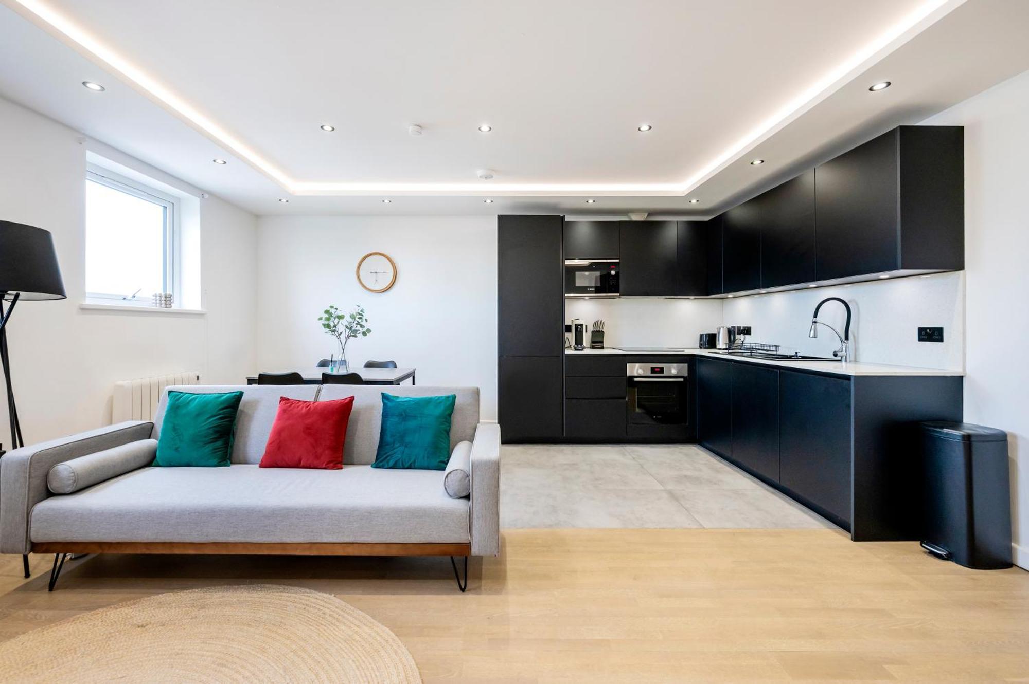 Arcore Premium Islington Apartment