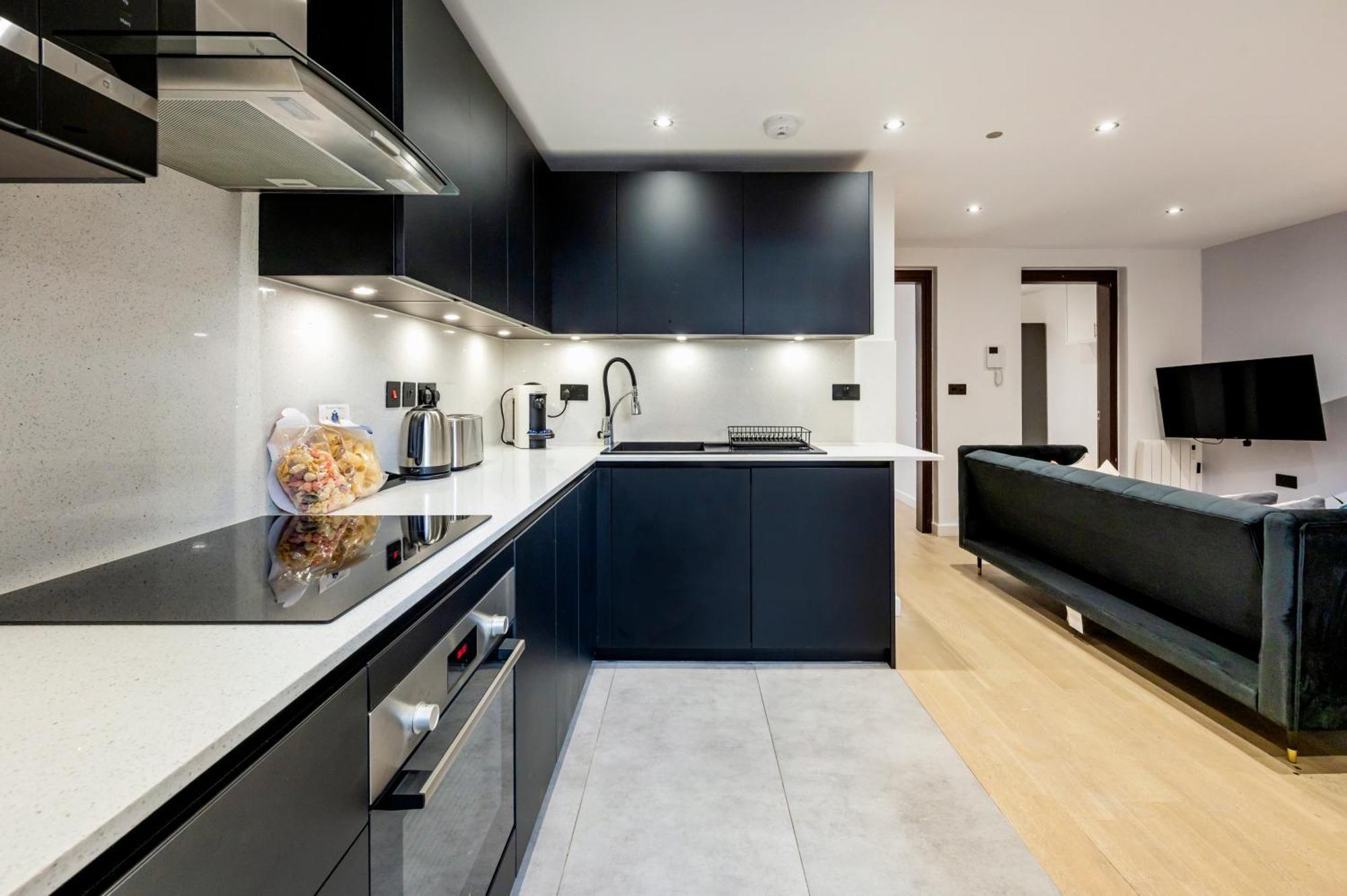 Arcore Premium Islington Apartment *