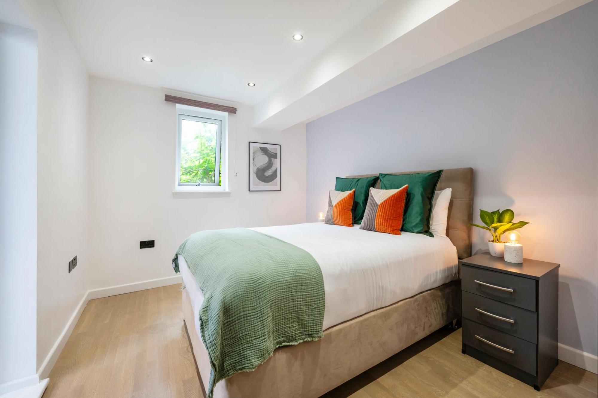 Arcore Premium Islington * London