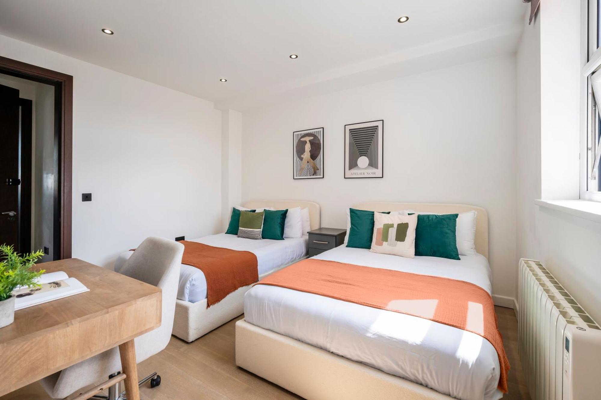 Arcore Premium Islington * London