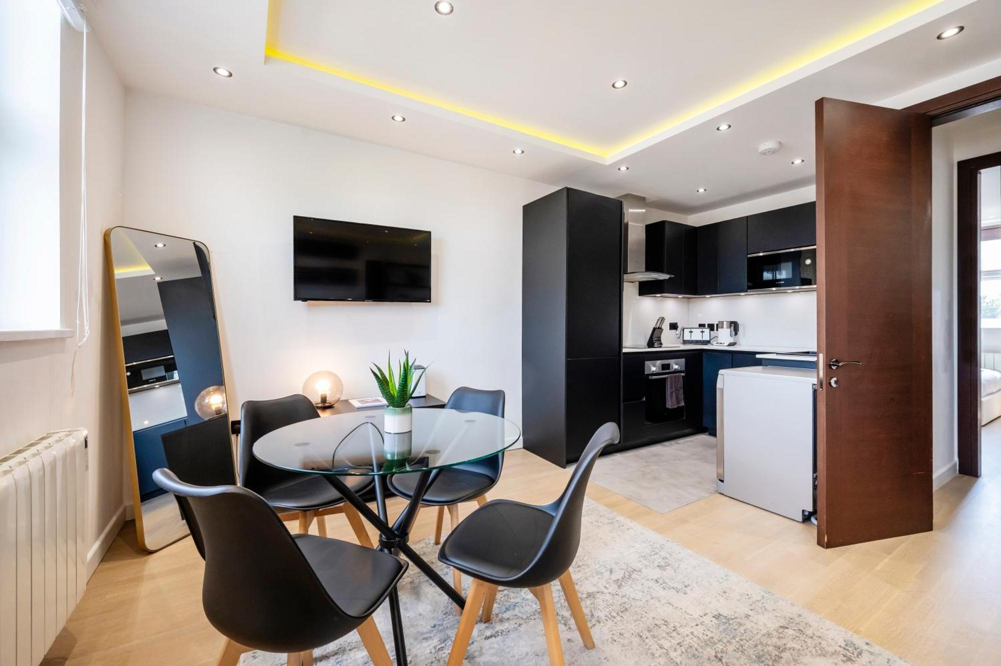 Arcore Premium Islington *