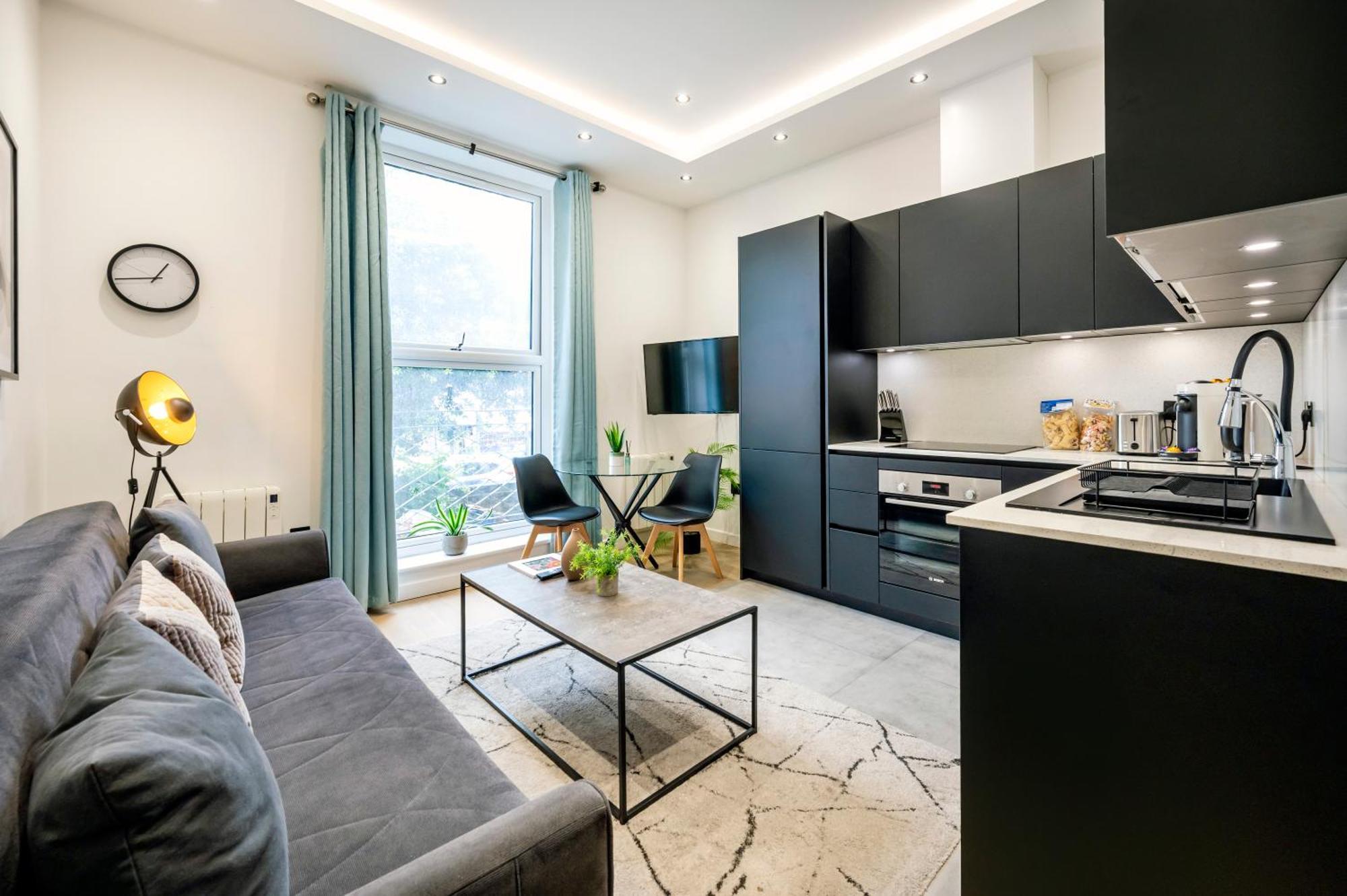 Arcore Premium Islington Apartment *